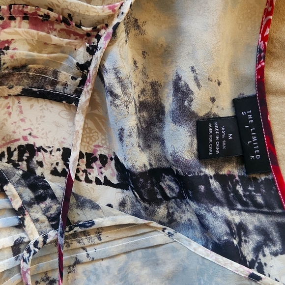 Top - Picture 2 of 4